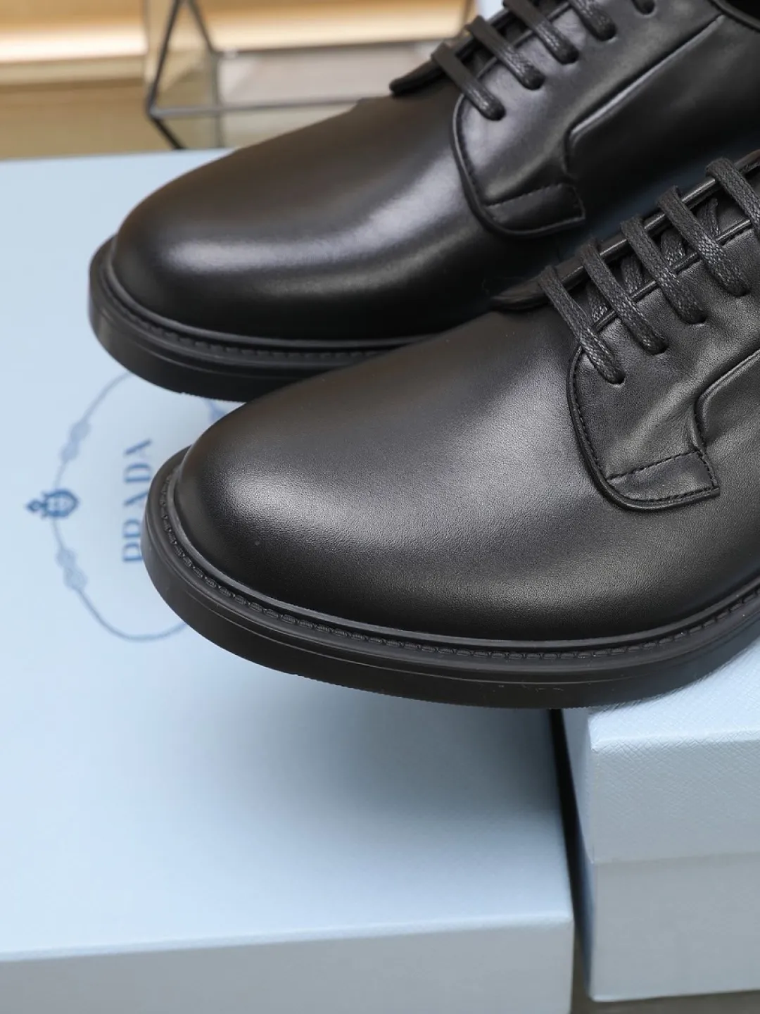 P640💰🔥《PRADA》👏Latest • High-end top brand luxury ~ purchasing agency, top quality. New fashionable business men's shoes🔜The uppers are made of original open-edge beaded cowhide➕cowhide·lining, with fine workmanship. The original stylish and soft combination wear-resistant and non-slip outsole is light and comfortable on the feet. The real thing looks better in real life. Size: 38/45